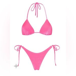 TRAINGL SWIMWEAR NWT - TRIANGLE VINCA - MOMO (SIZE SMALL TOP & BOTTOM)